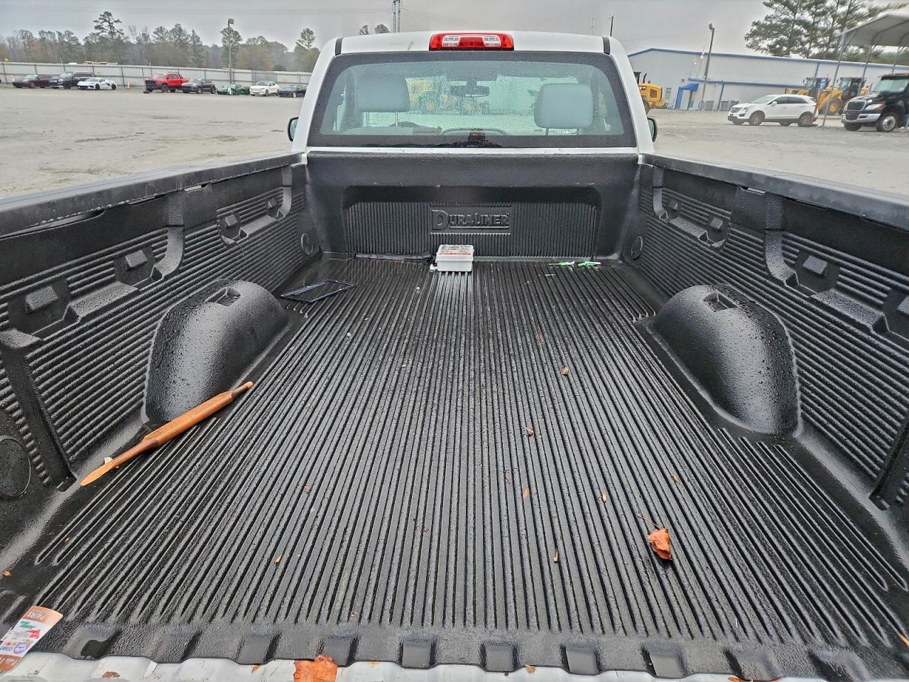 2015 CHEVROLET SILVERADO C1500 photo 28