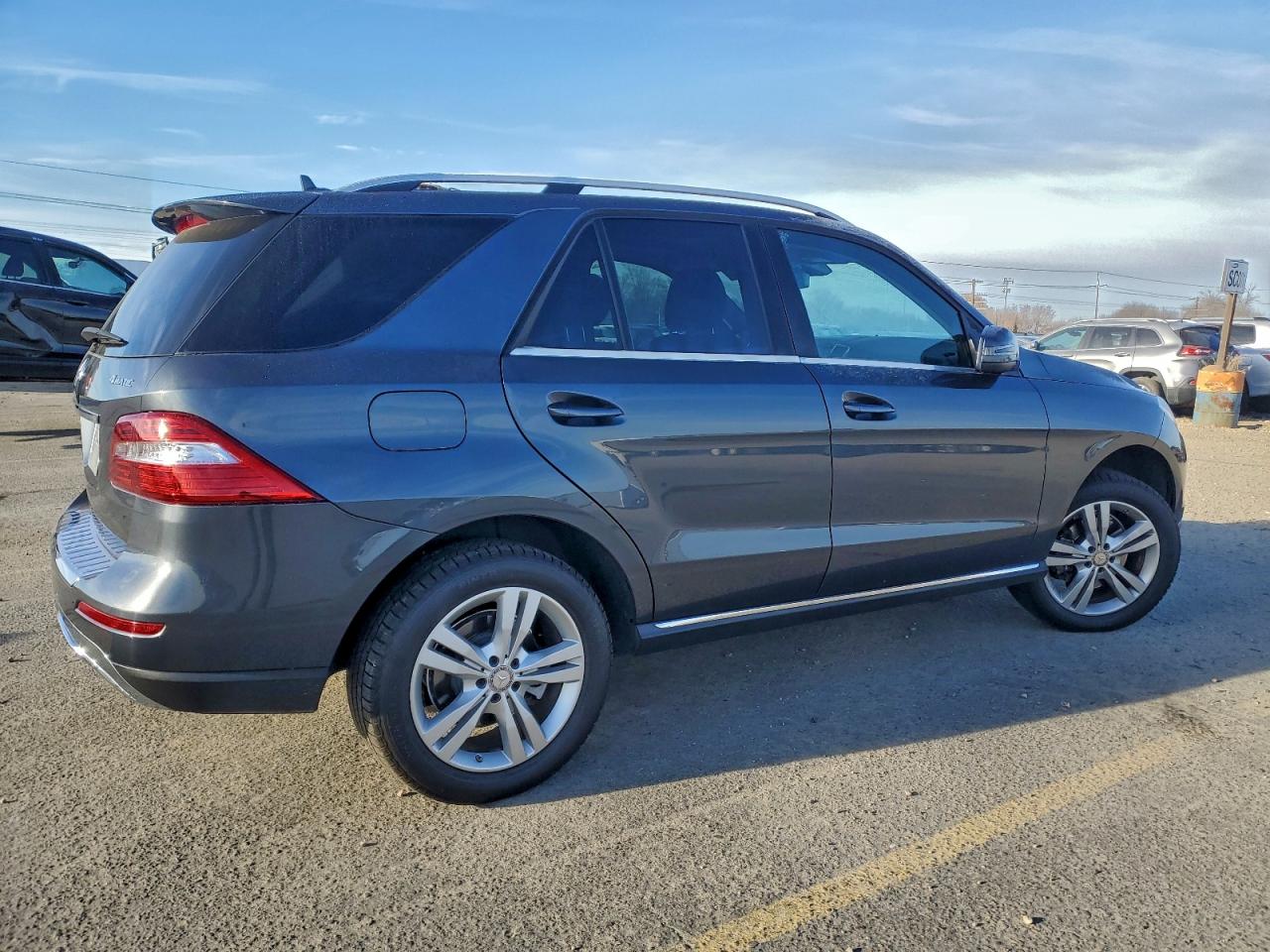 2015 MERCEDES-BENZ ML 350 4MATIC photo 3