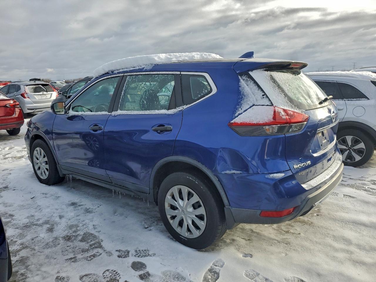 2017 NISSAN ROGUE S photo 4
