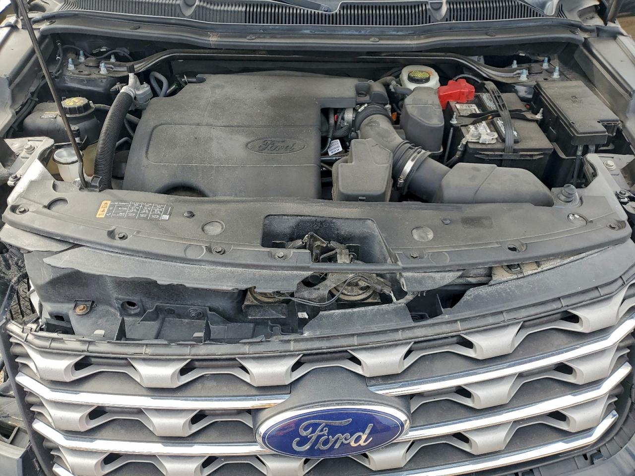 2017 FORD EXPLORER XLT photo 12