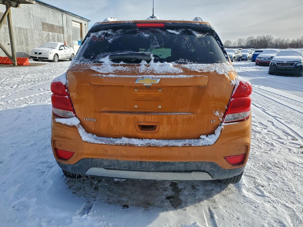 2017 CHEVROLET TRAX 1LT photo 6