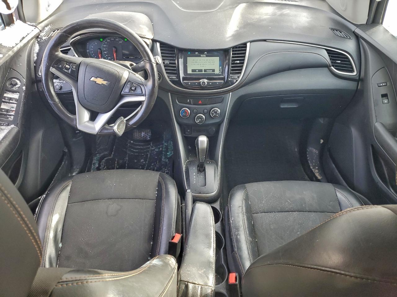 2017 CHEVROLET TRAX 1LT photo 8