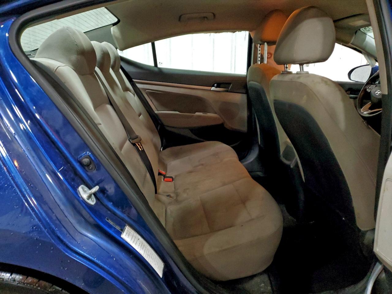 2020 HYUNDAI ELANTRA SEL photo 19