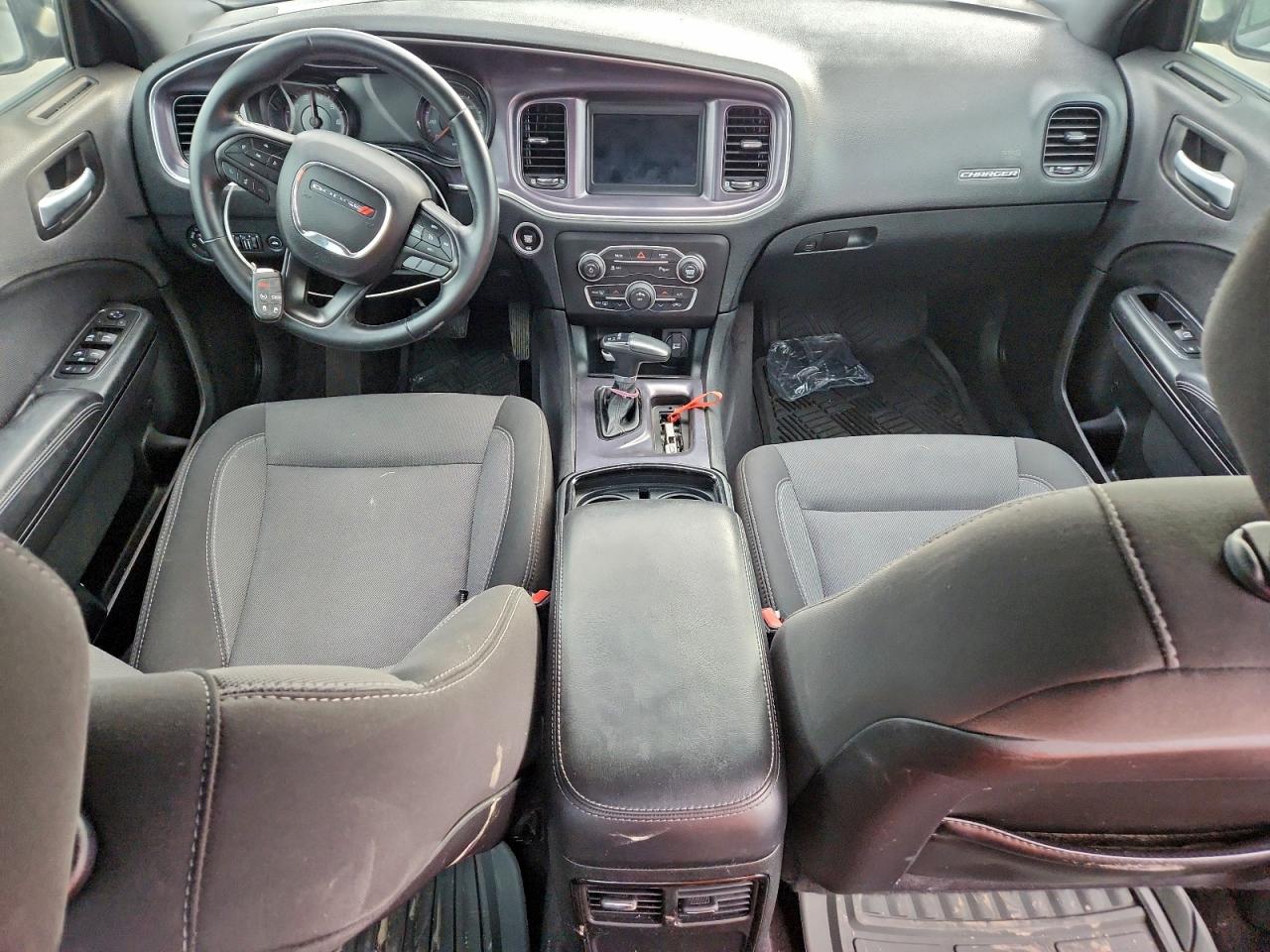 2018 DODGE CHARGER SXT photo 8