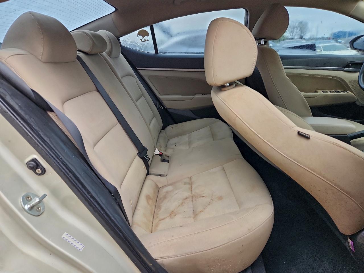 2017 HYUNDAI ELANTRA SE photo 19