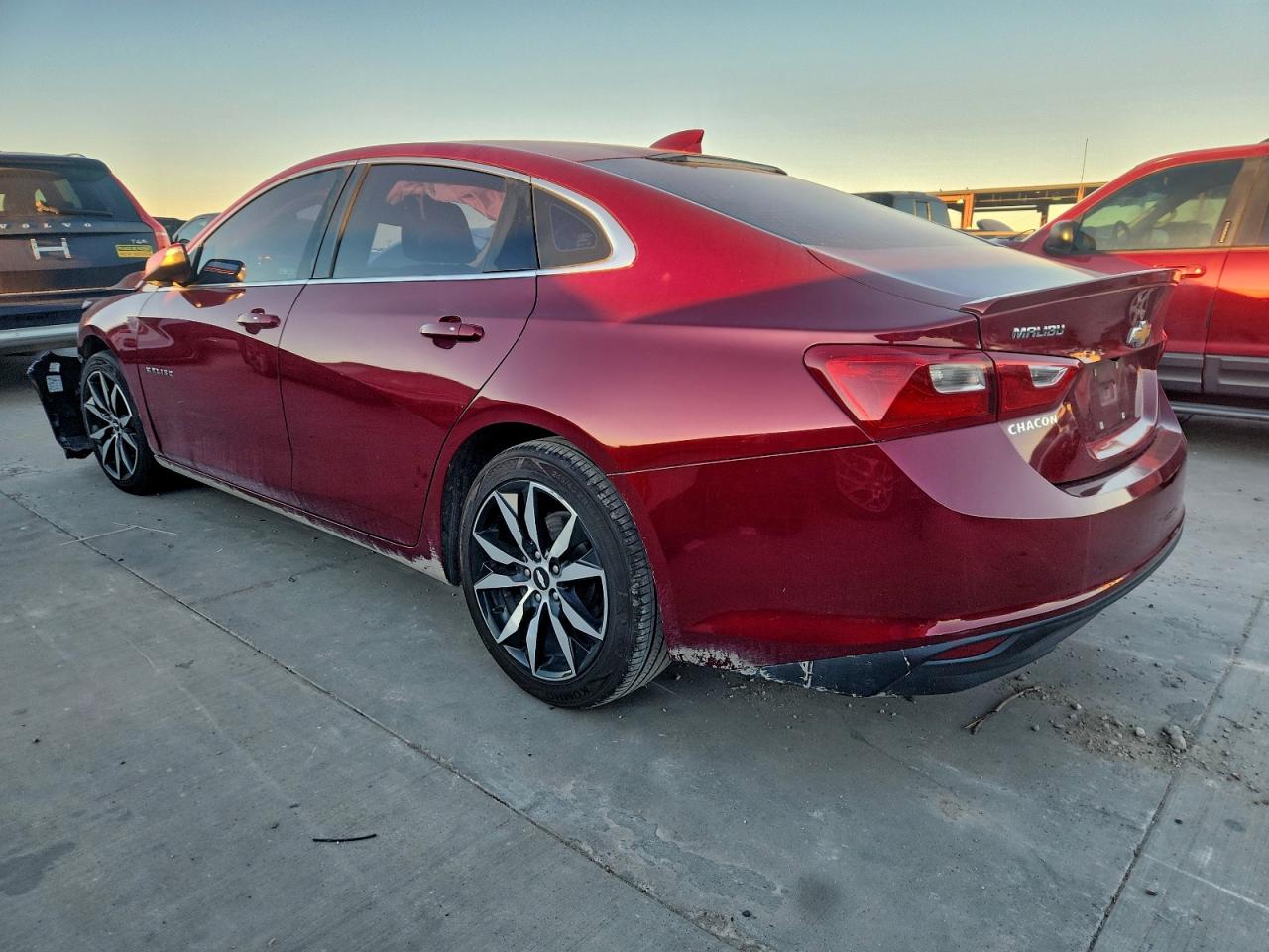2017 CHEVROLET MALIBU LT photo 4
