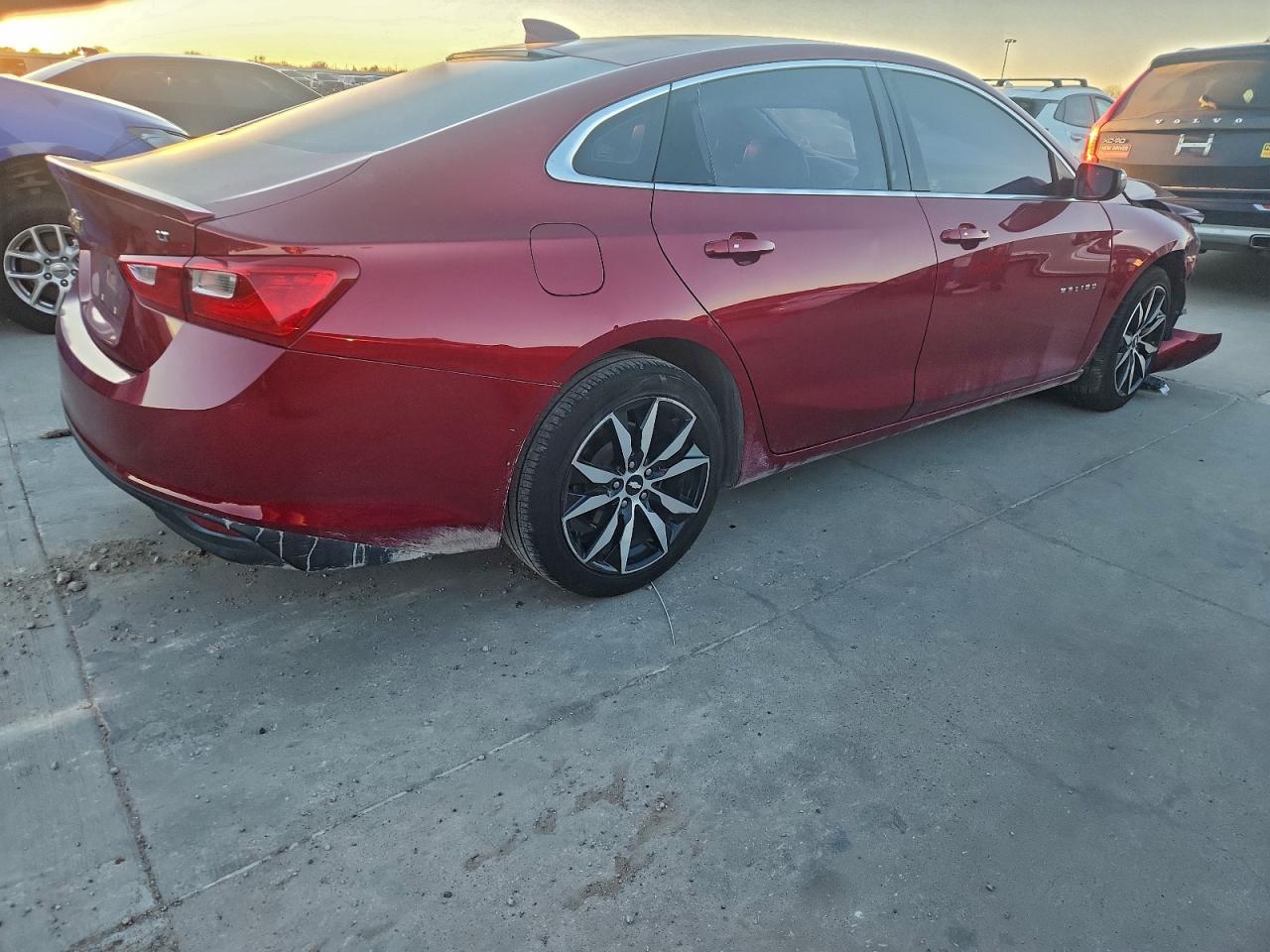 2017 CHEVROLET MALIBU LT photo 7