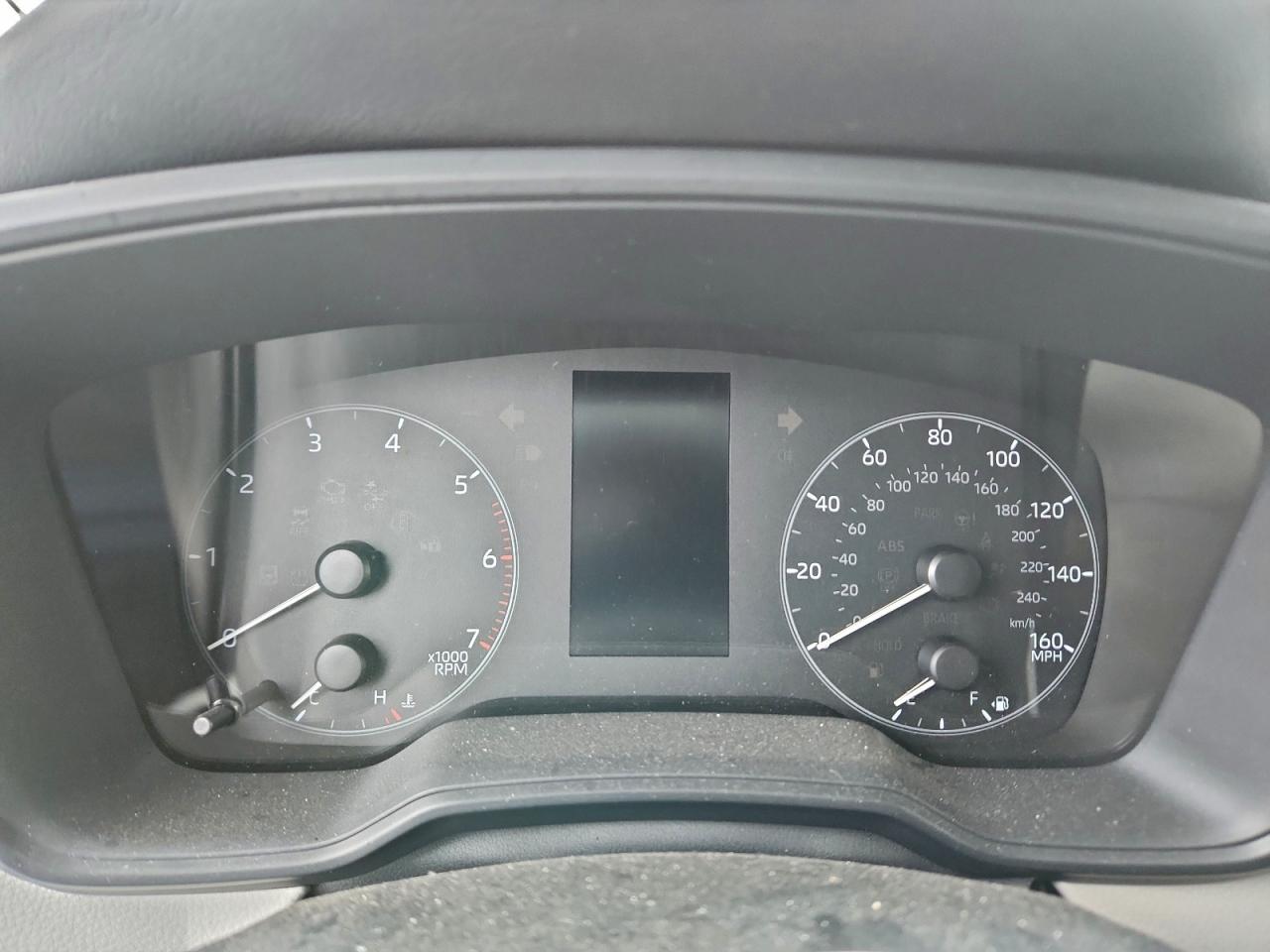 2025 TOYOTA COROLLA LE photo 9