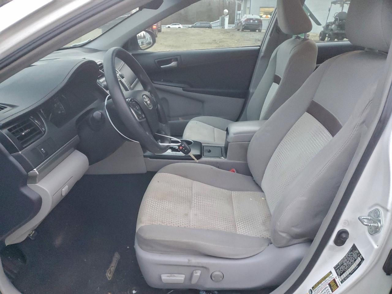 2012 TOYOTA CAMRY BASE photo 13