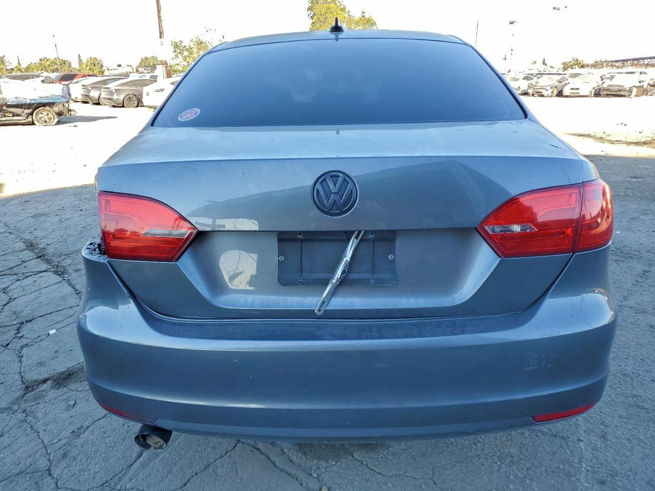 2014 VOLKSWAGEN JETTA SE photo 11
