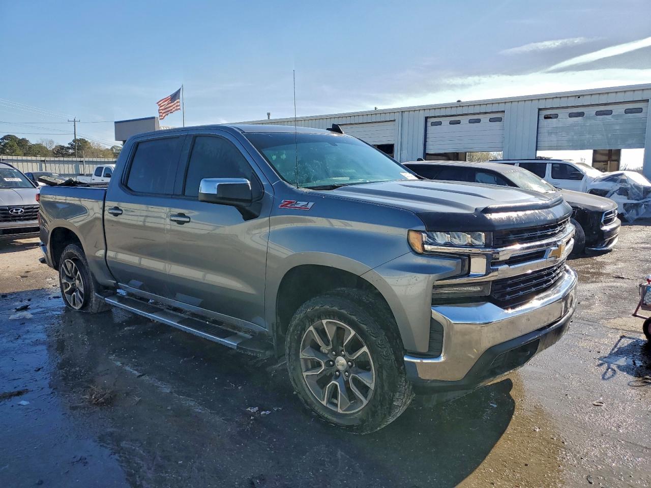 2020 CHEVROLET SILVERADO K1500 LT photo 7