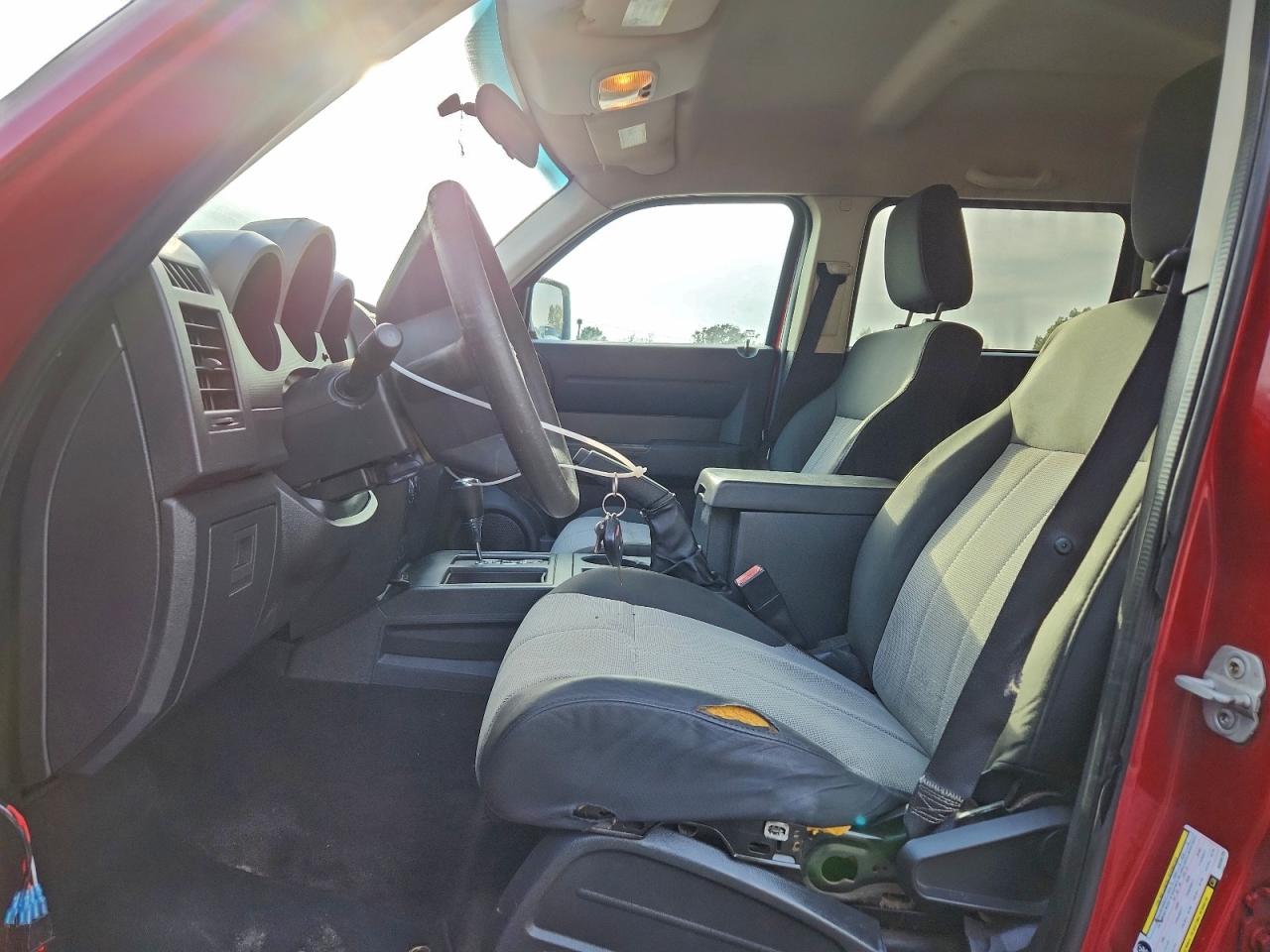 2008 DODGE NITRO SXT photo 19