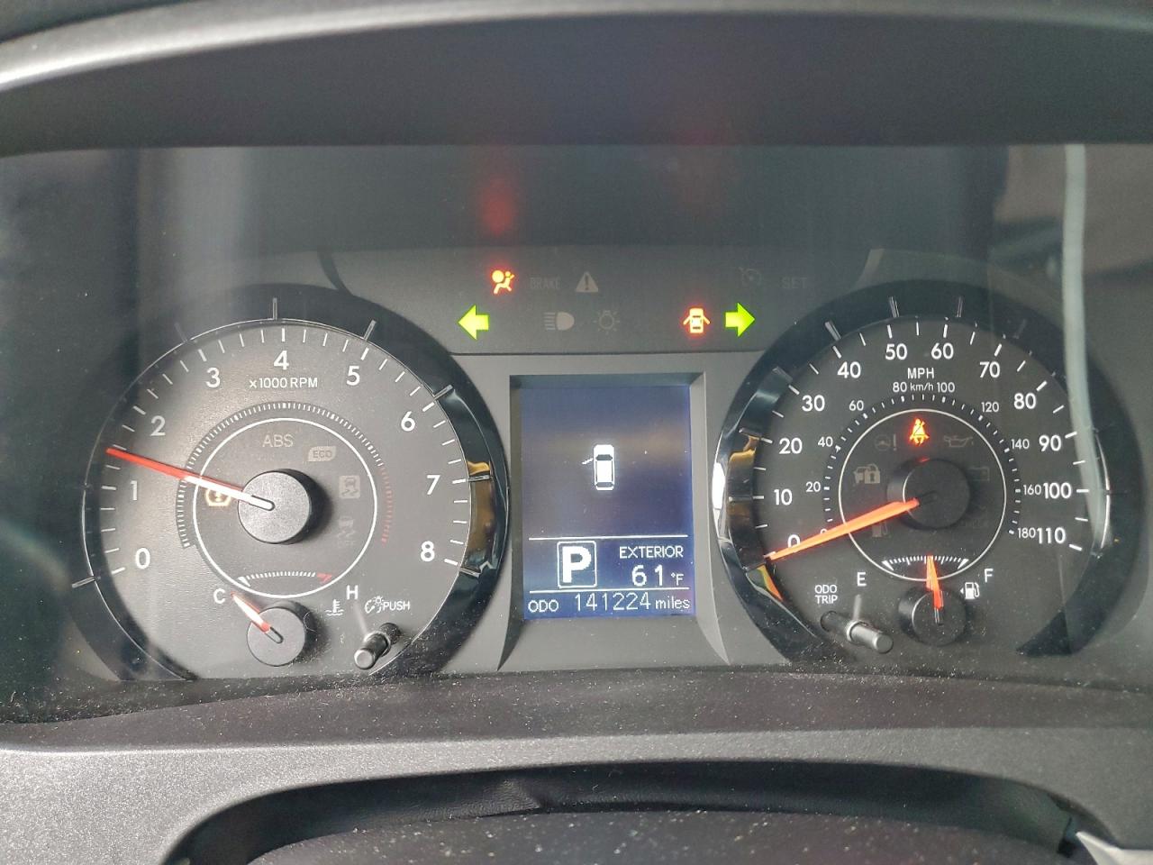 2015 TOYOTA SIENNA LE 8 PASSENGER photo 17