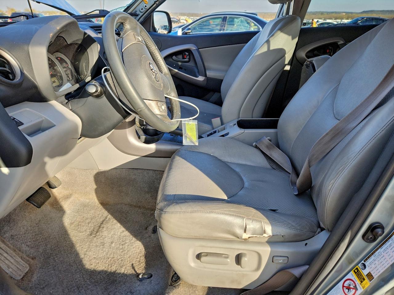 2007 TOYOTA RAV4 LIMITED photo 7