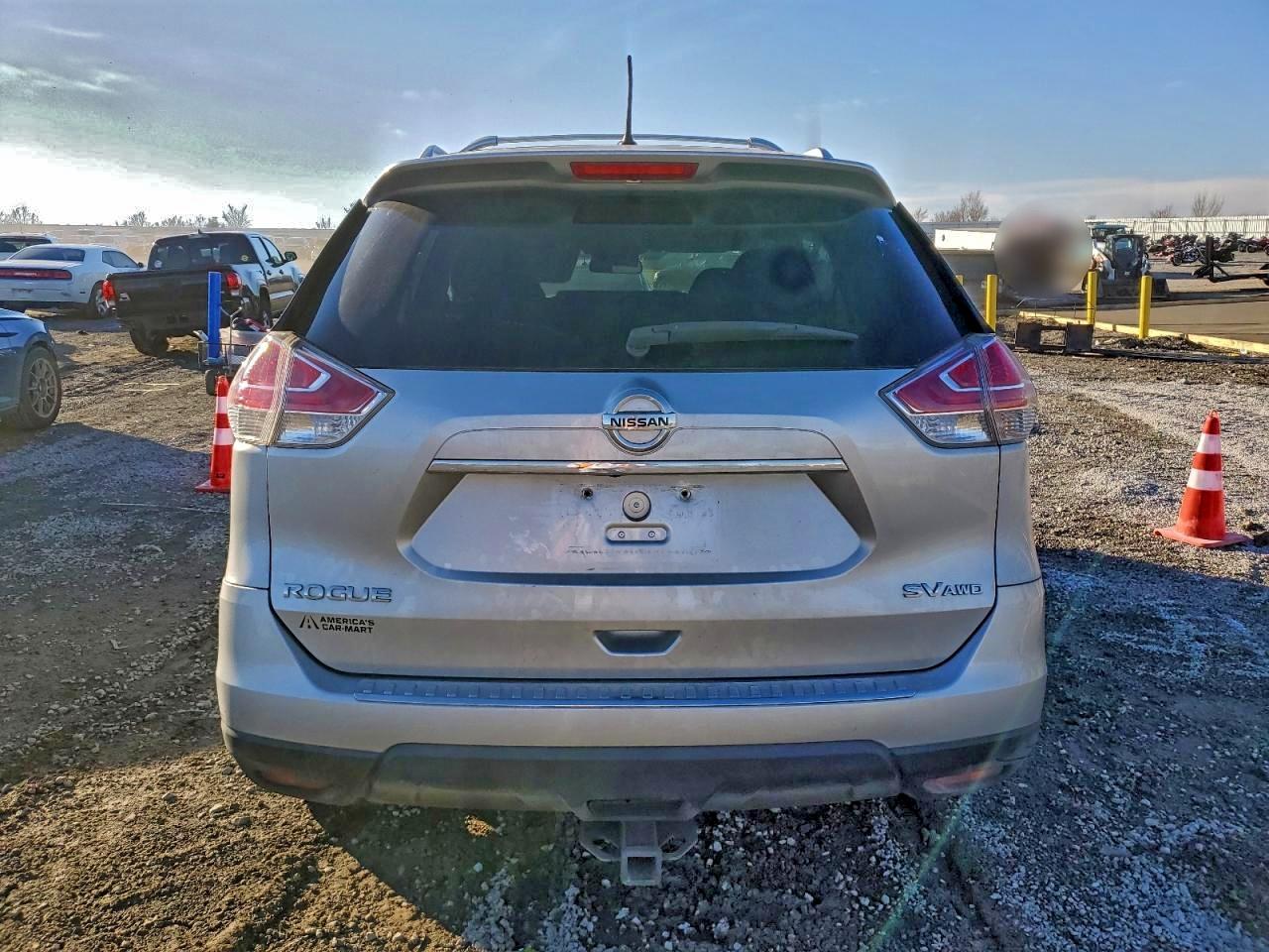 2016 NISSAN ROGUE photo 16