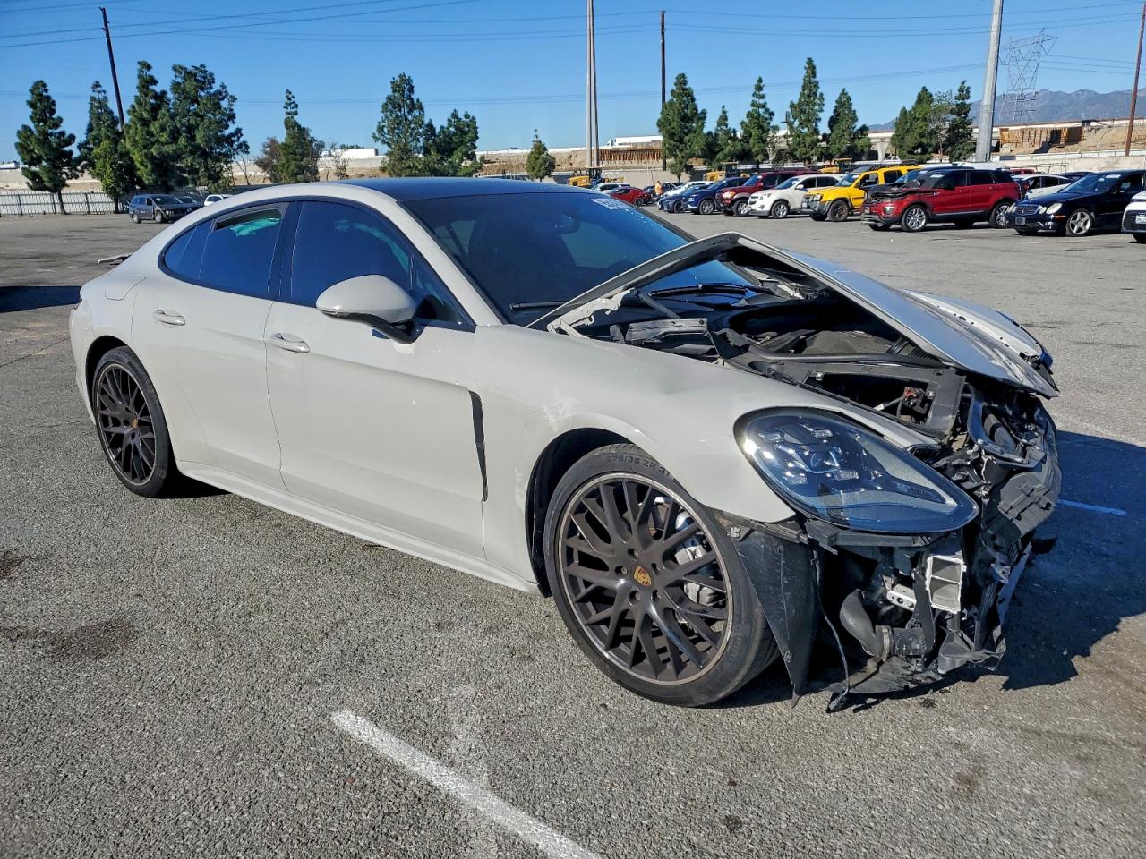 2018 PORSCHE PANAMERA 4 photo 7