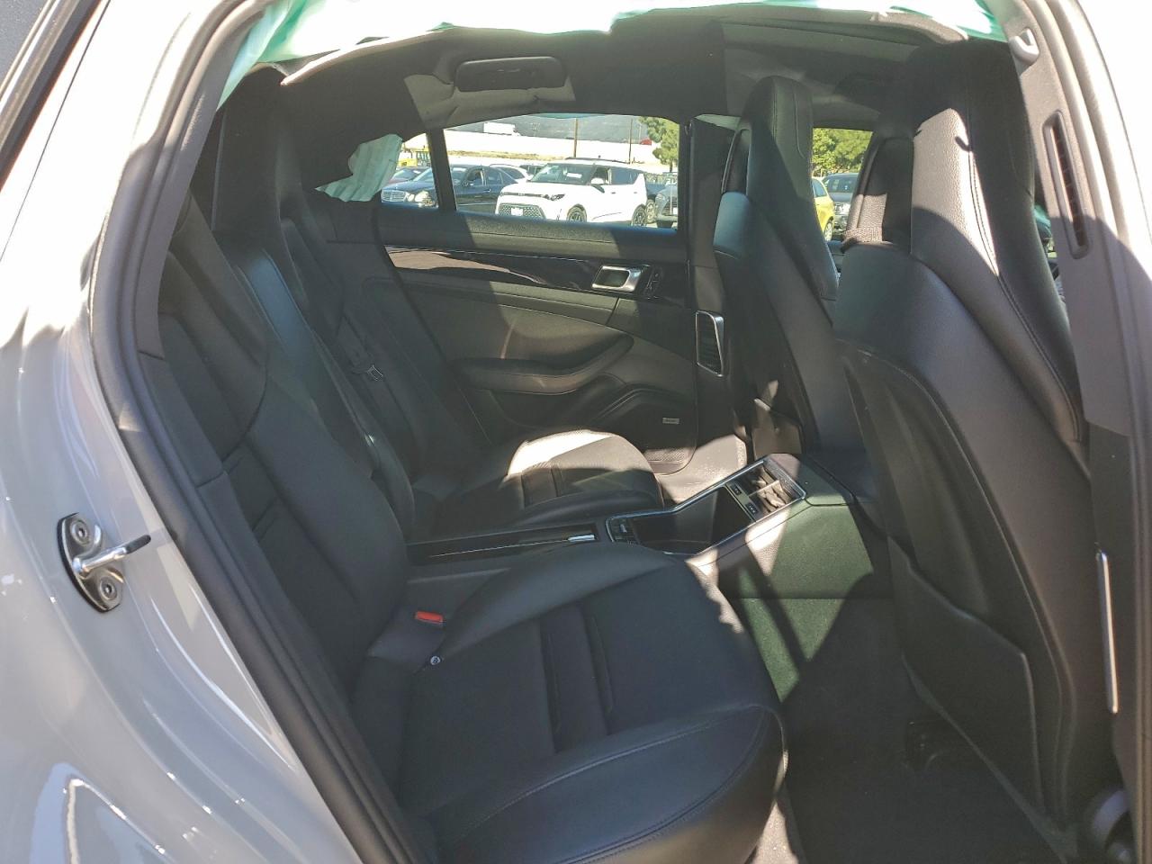 2018 PORSCHE PANAMERA 4 photo 19