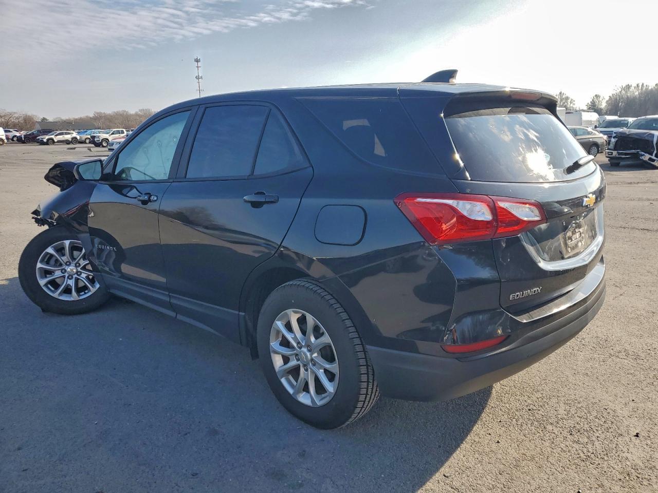 2020 CHEVROLET EQUINOX LS photo 4