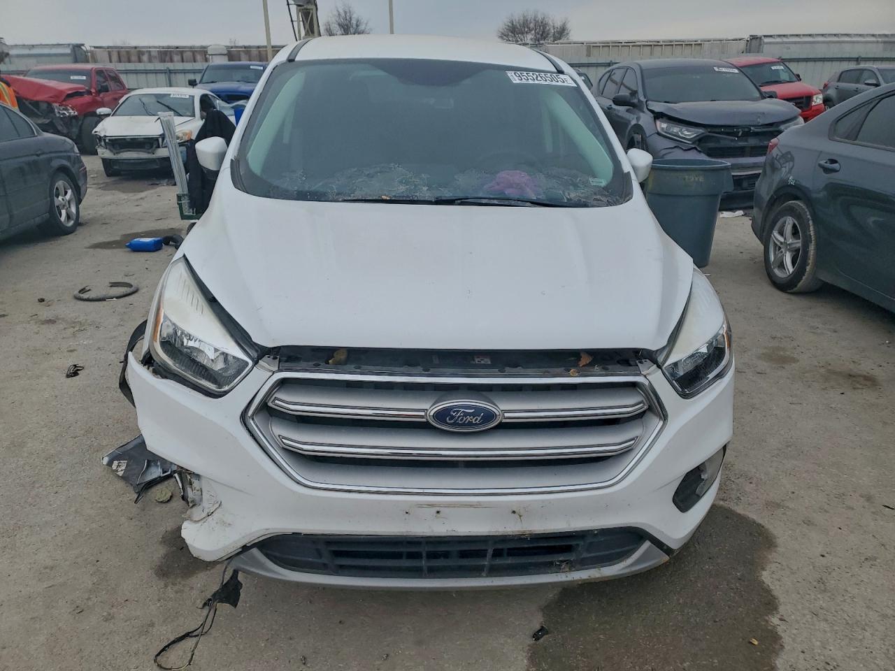 2019 FORD ESCAPE SE photo 5