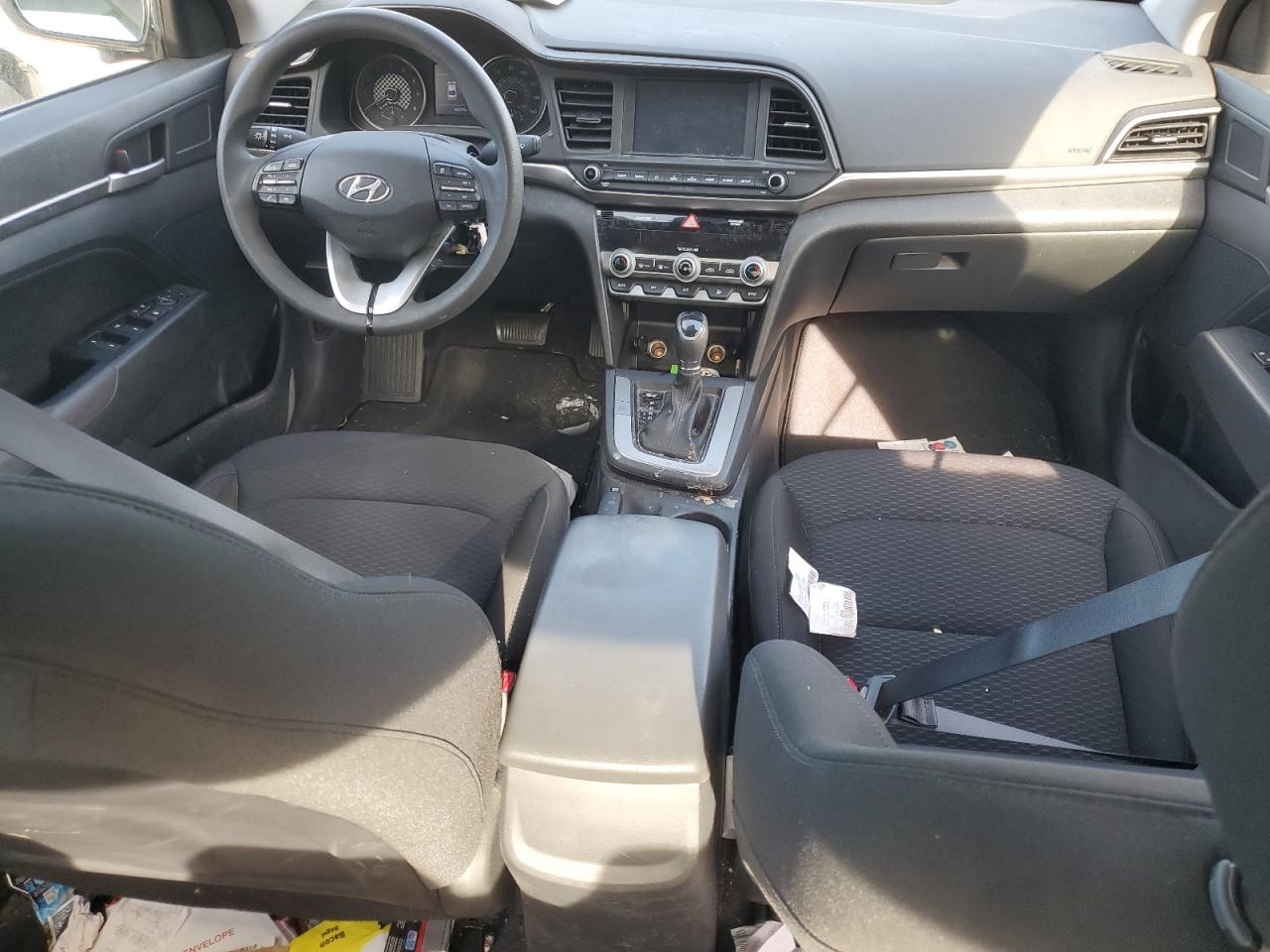 2020 HYUNDAI ELANTRA SEL photo 8