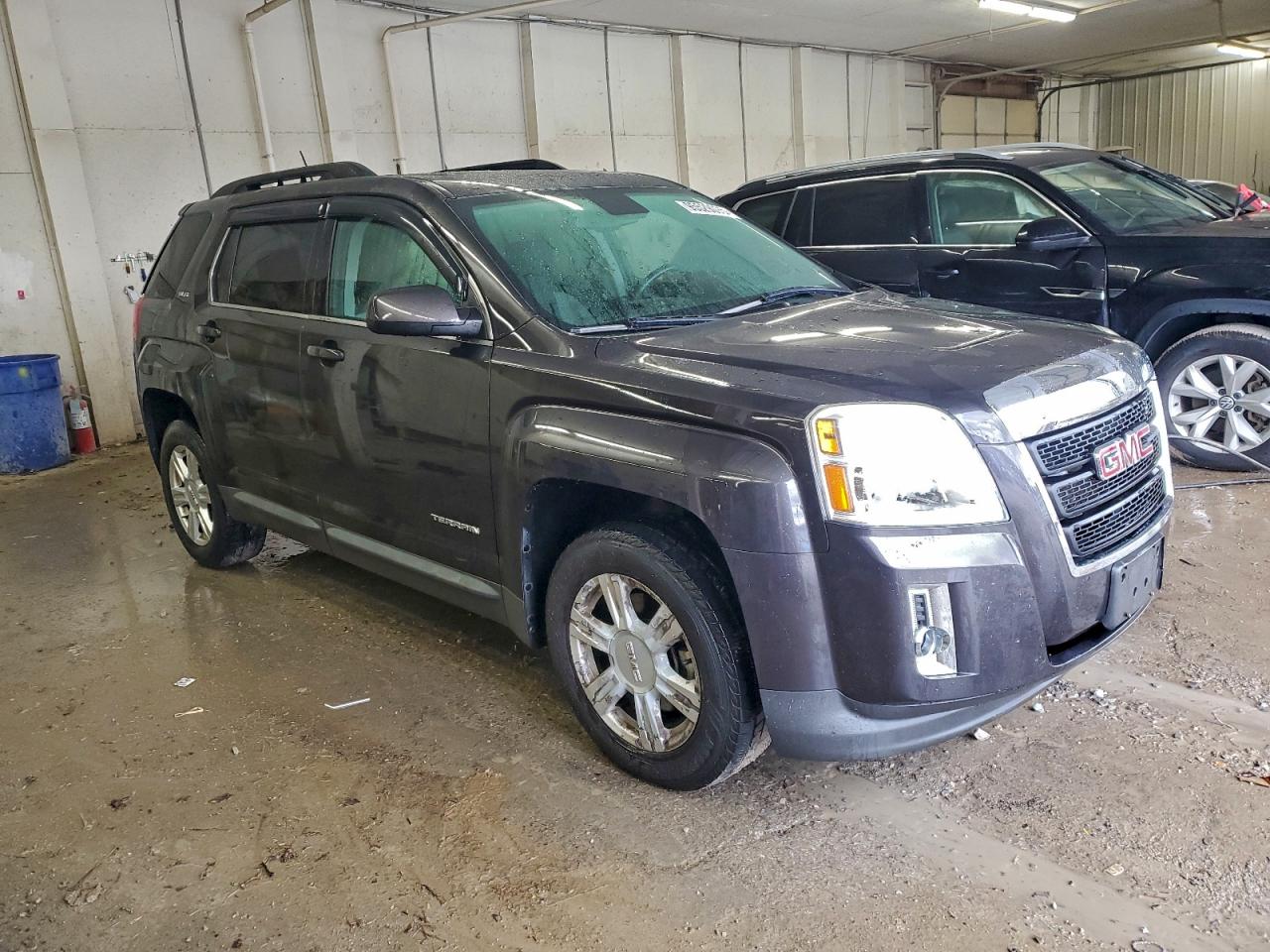2015 GMC TERRAIN SLE photo 4