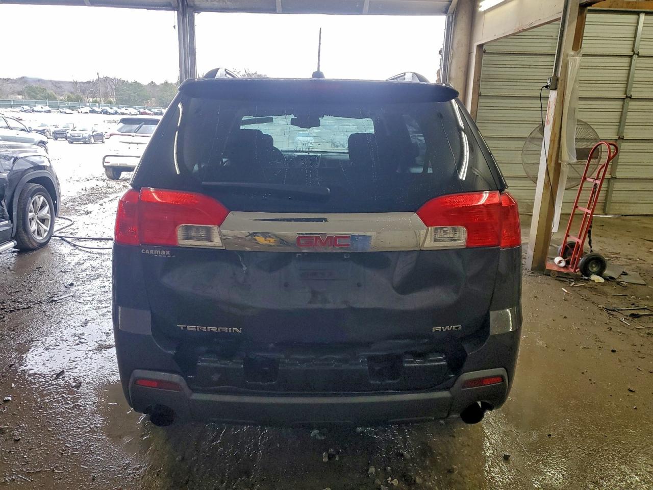 2015 GMC TERRAIN SLE photo 6