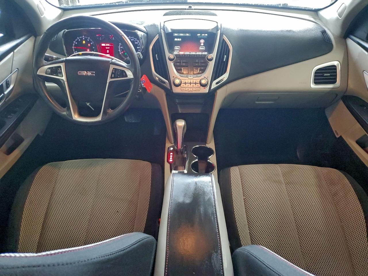2015 GMC TERRAIN SLE photo 8