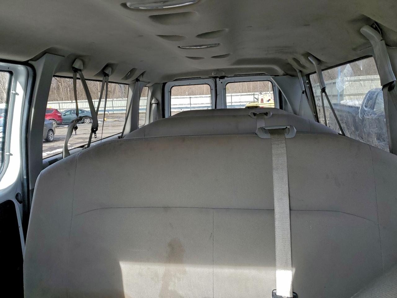 2011 FORD ECONOLINE E350 SUPER DUTY WAGON photo 28