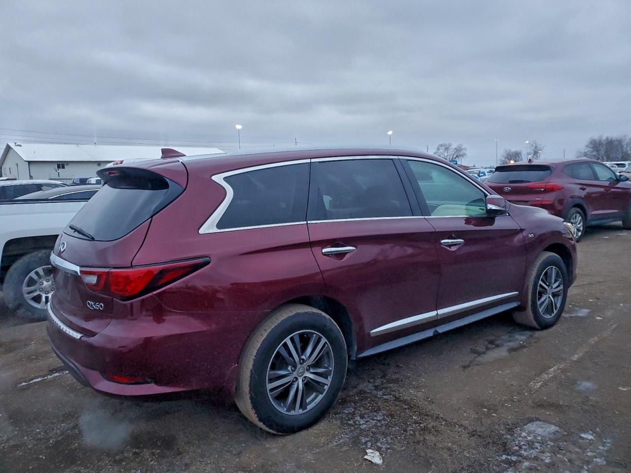 2020 INFINITI QX60 LUXE photo 5