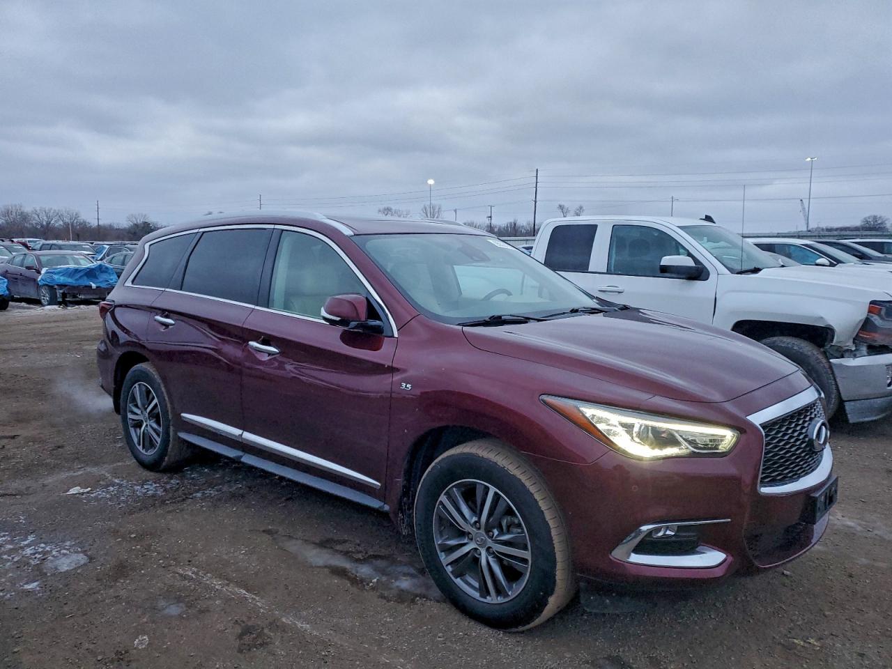 2020 INFINITI QX60 LUXE photo 7