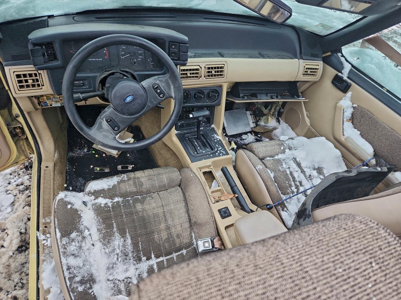 1989 FORD MUSTANG LX photo 15