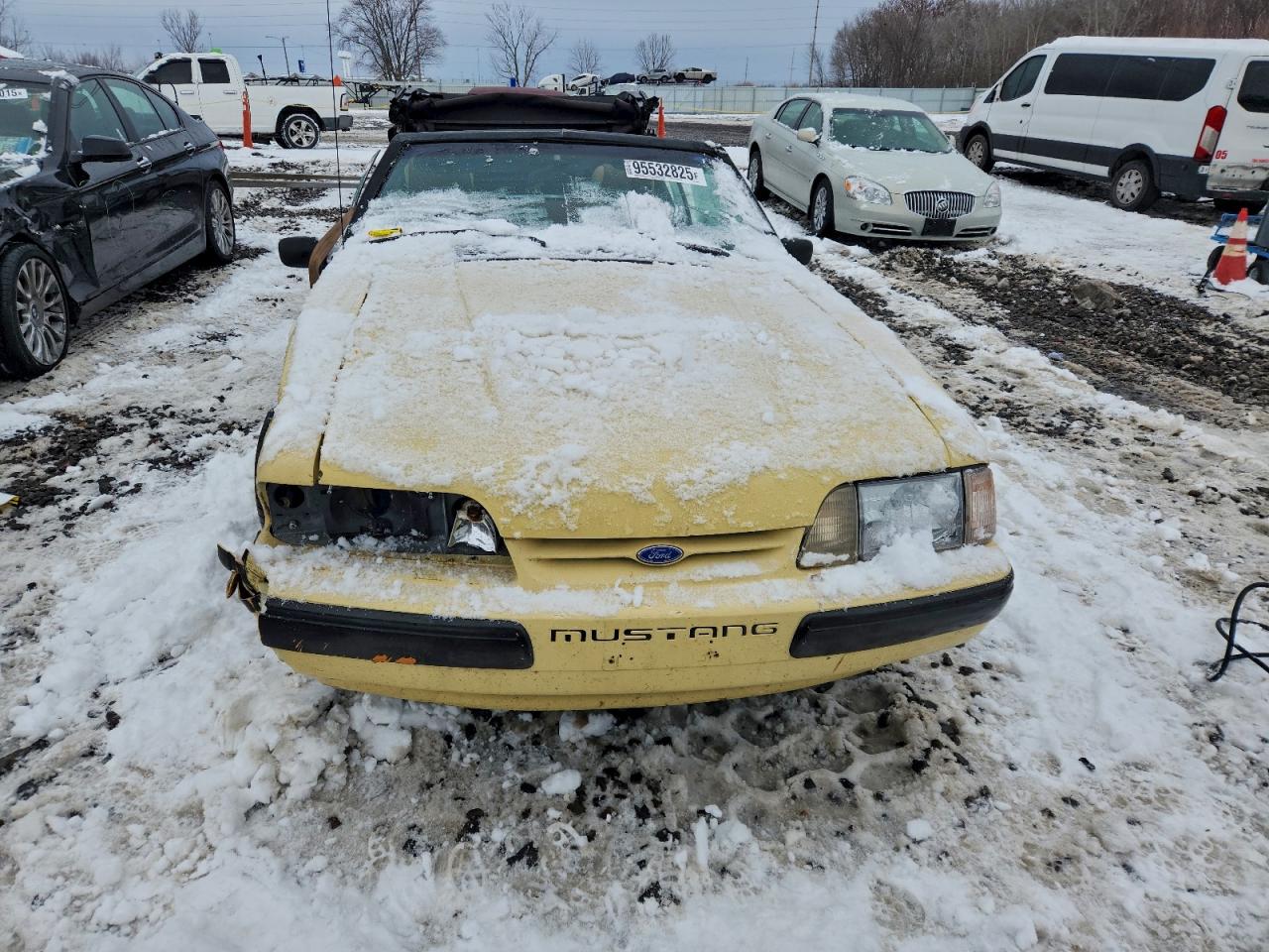 1989 FORD MUSTANG LX photo 9