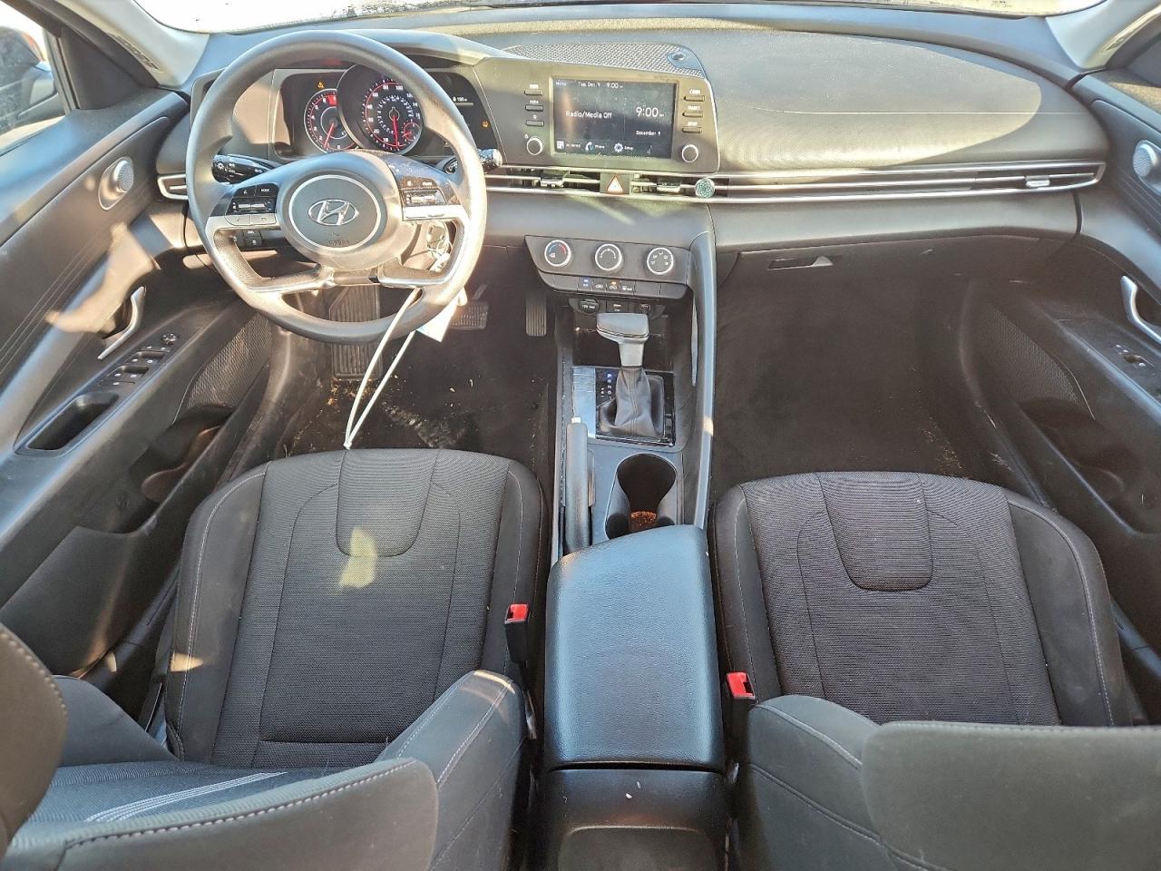 2021 HYUNDAI ELANTRA SE photo 15