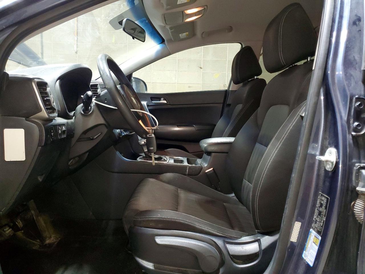 2017 KIA SPORTAGE LX photo 19