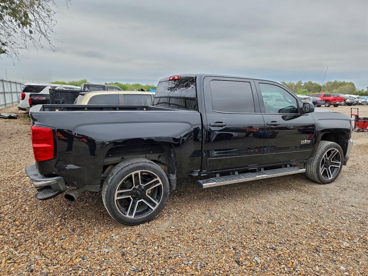 2018 CHEVROLET SILVERADO C1500 LT photo 5