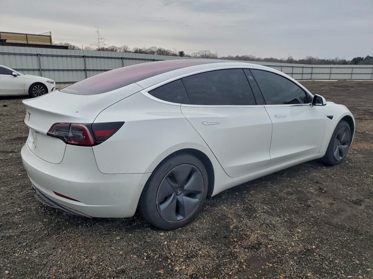 2018 TESLA MODEL 3 photo 7