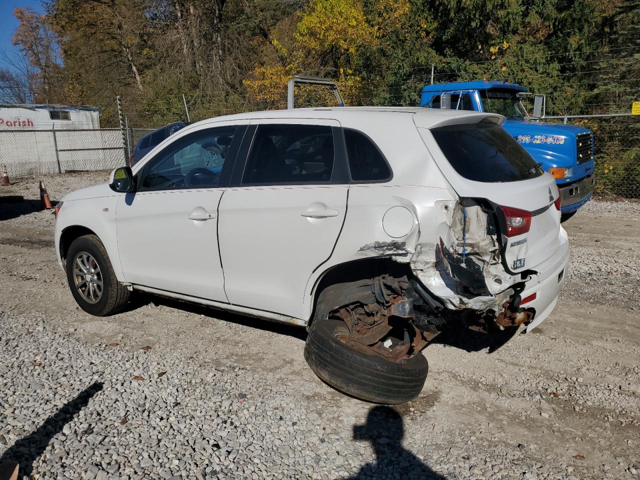 2011 MITSUBISHI OUTLANDER SPORT ES photo 3