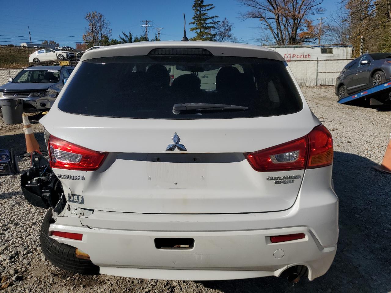2011 MITSUBISHI OUTLANDER SPORT ES photo 11