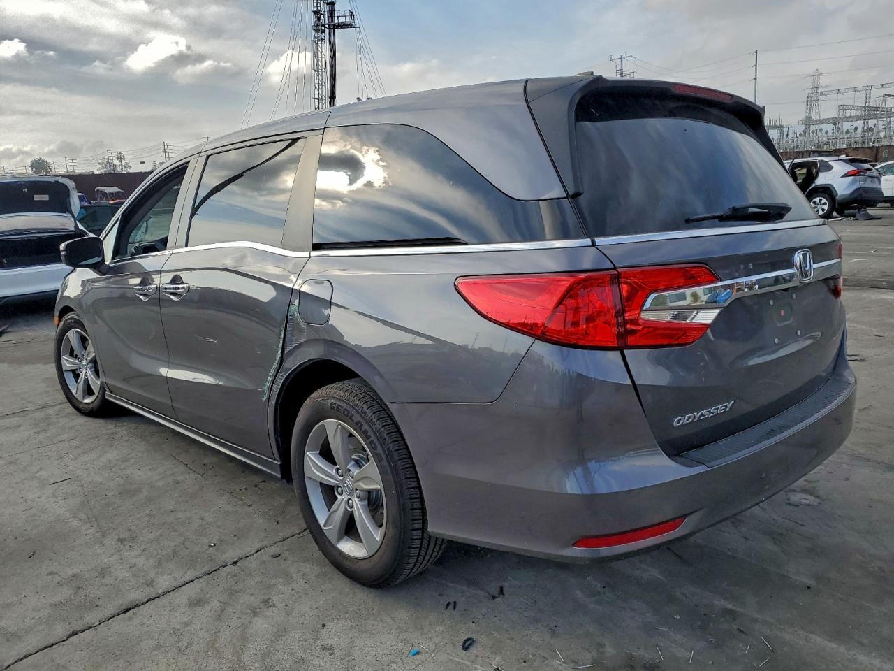 2019 HONDA ODYSSEY EX photo 2