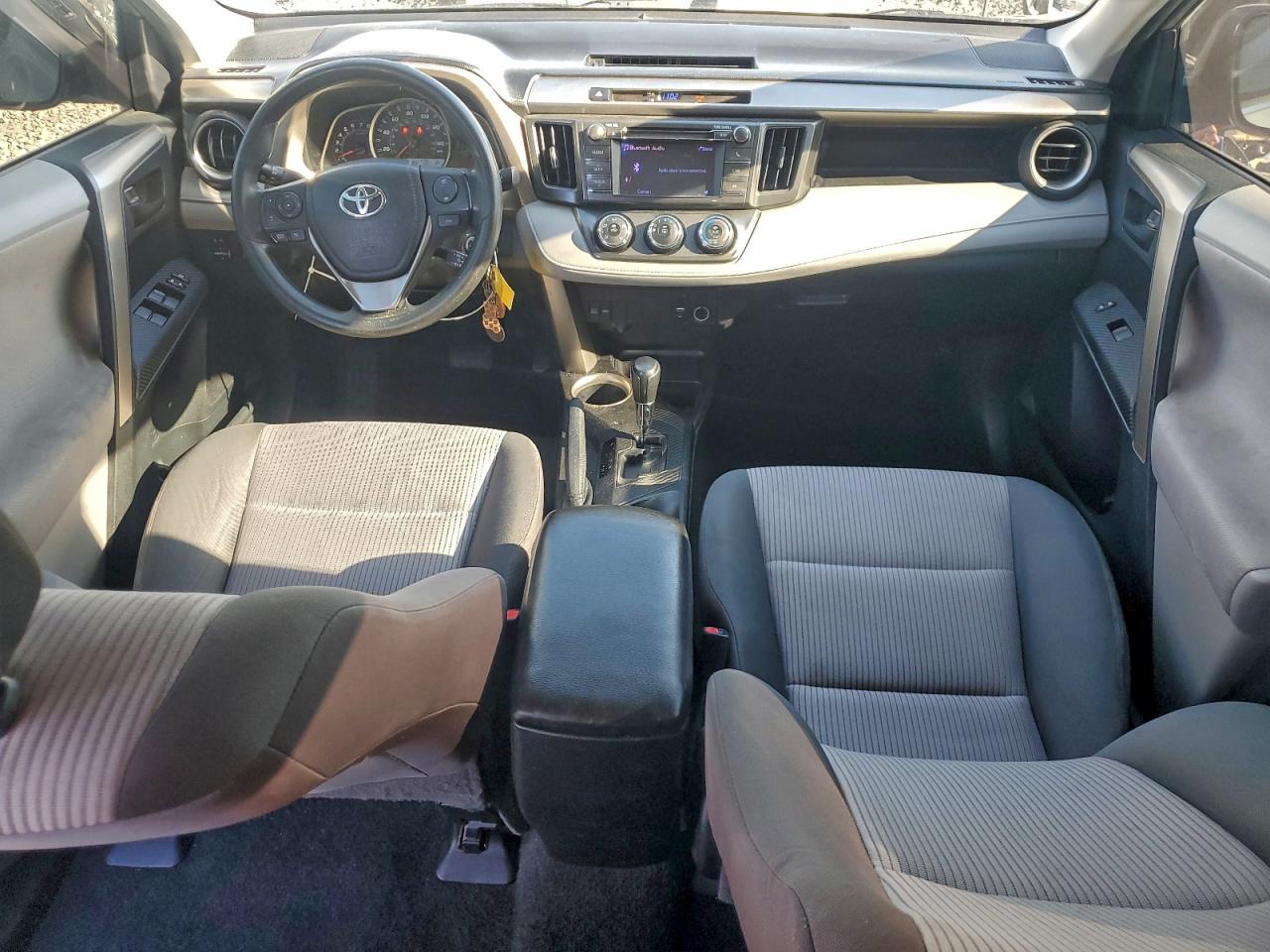 2013 TOYOTA RAV4 LE photo 15