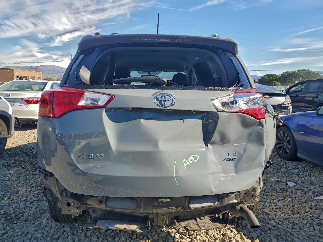 2013 TOYOTA RAV4 LE photo 11