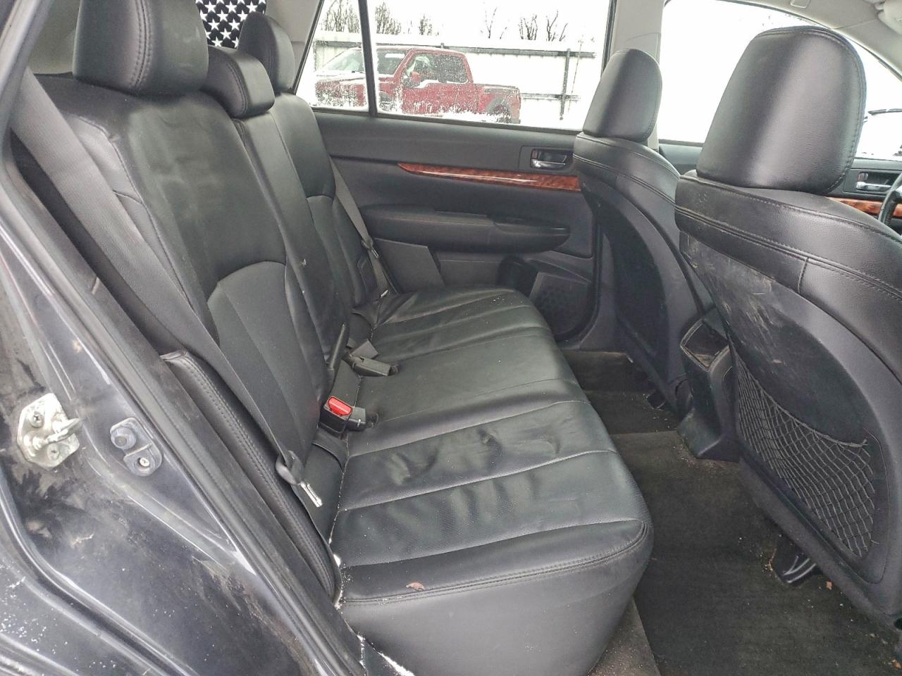 2011 SUBARU OUTBACK 3.6R LIMITED photo 31