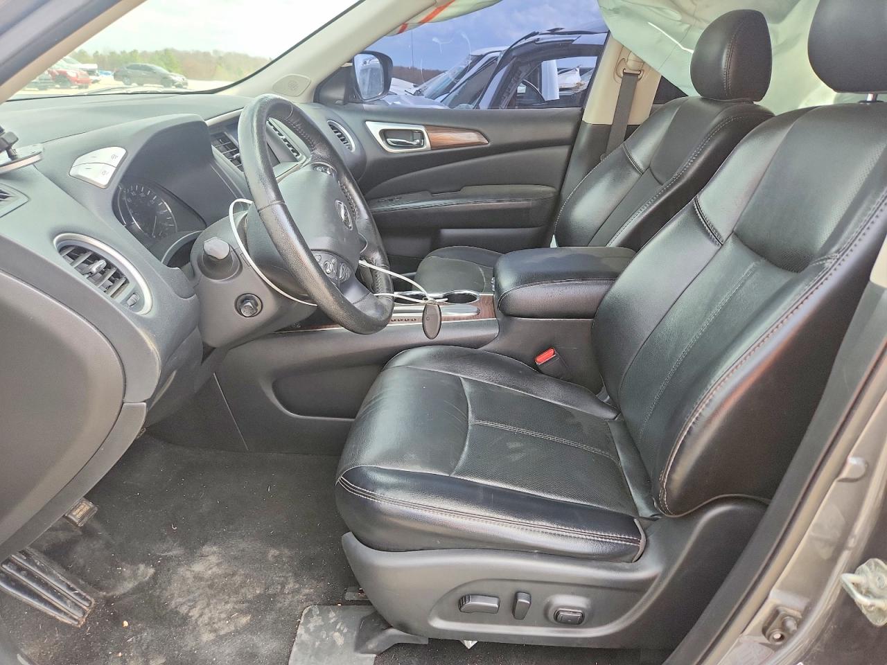 2020 NISSAN PATHFINDER PLATINUM photo 7