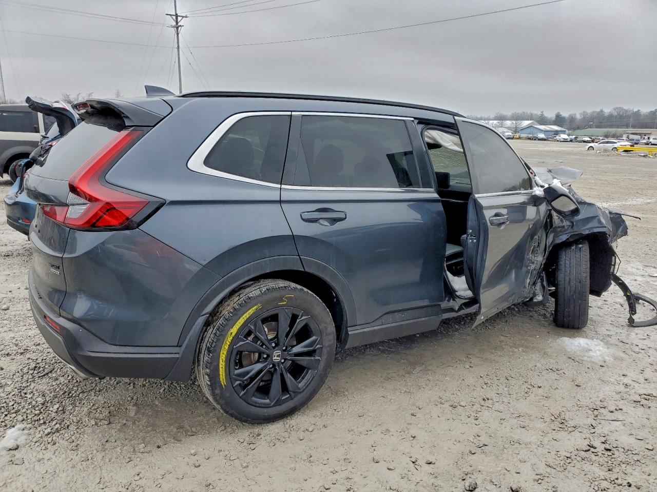 2025 HONDA CR-V SPORT TOURING photo 3