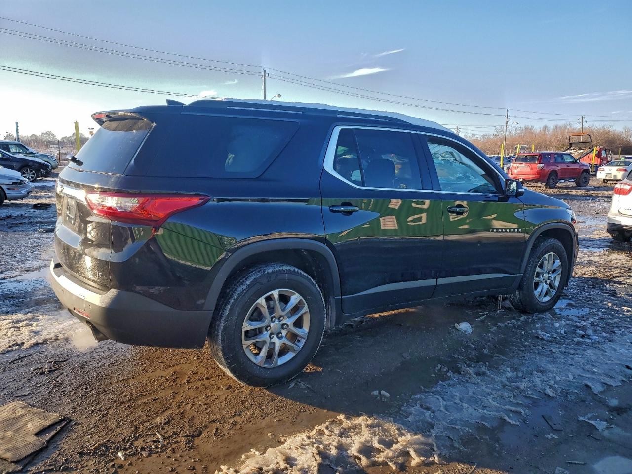 2019 CHEVROLET TRAVERSE LT photo 5