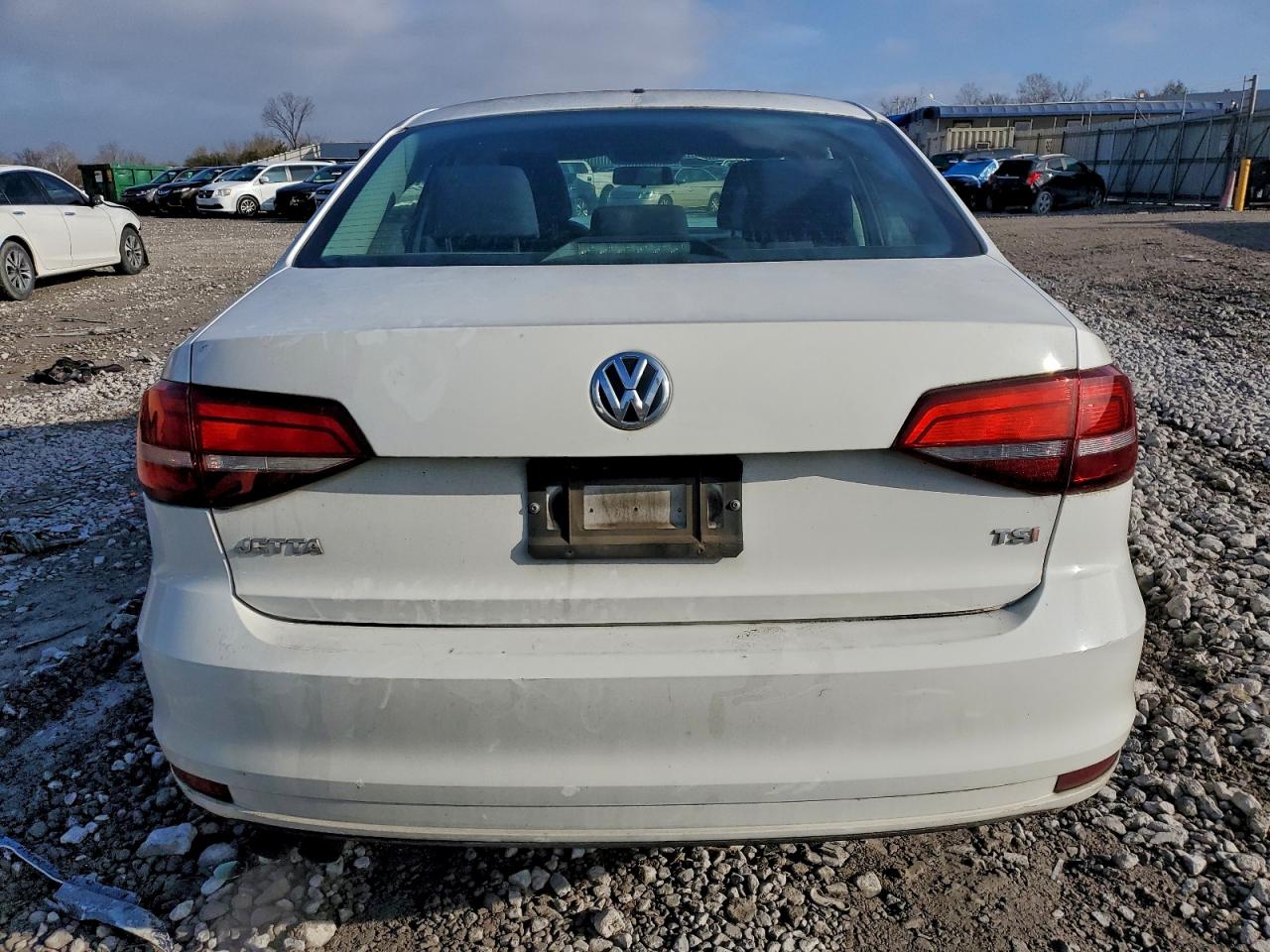 2016 VOLKSWAGEN JETTA S photo 6