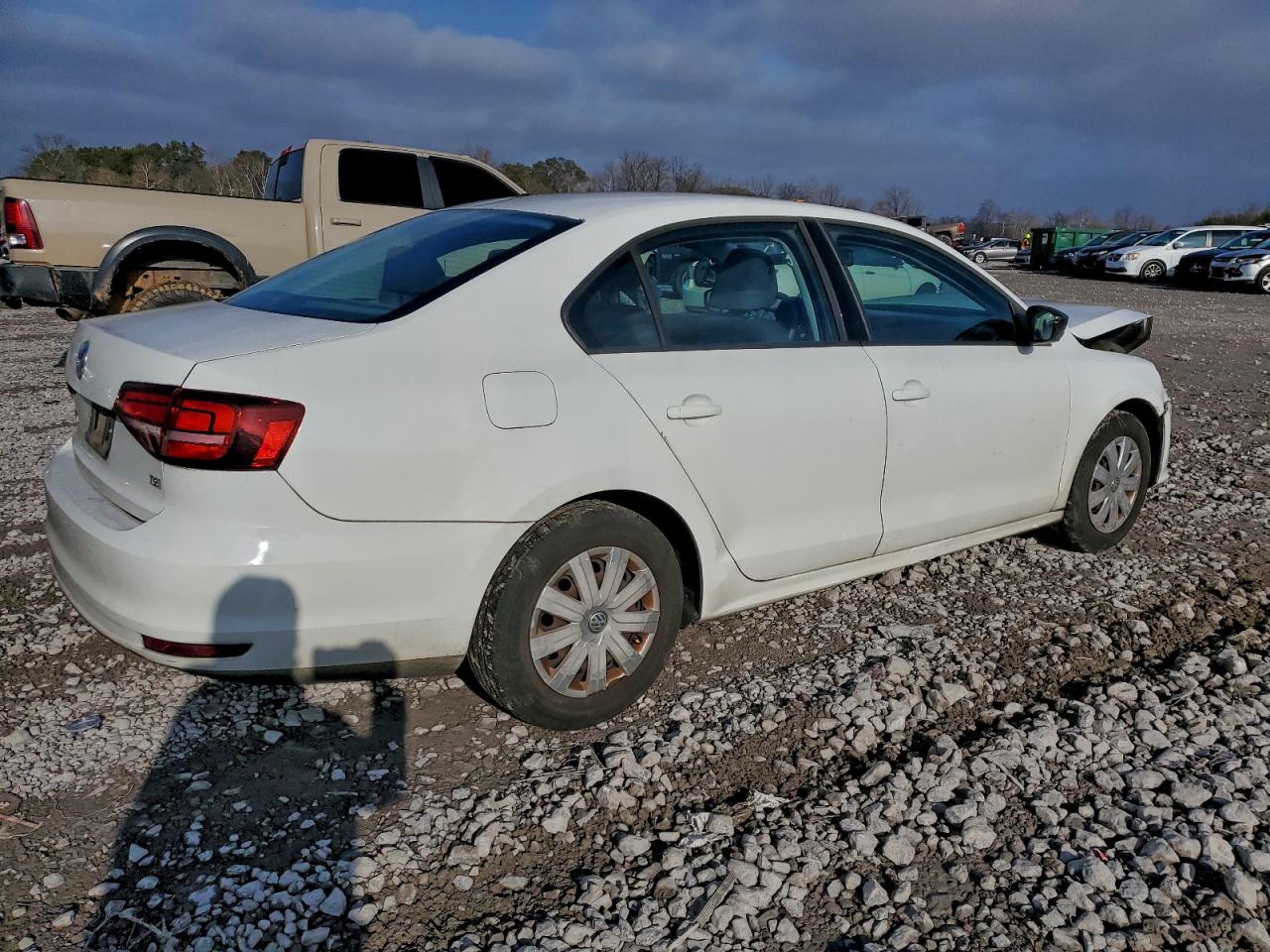 2016 VOLKSWAGEN JETTA S photo 3