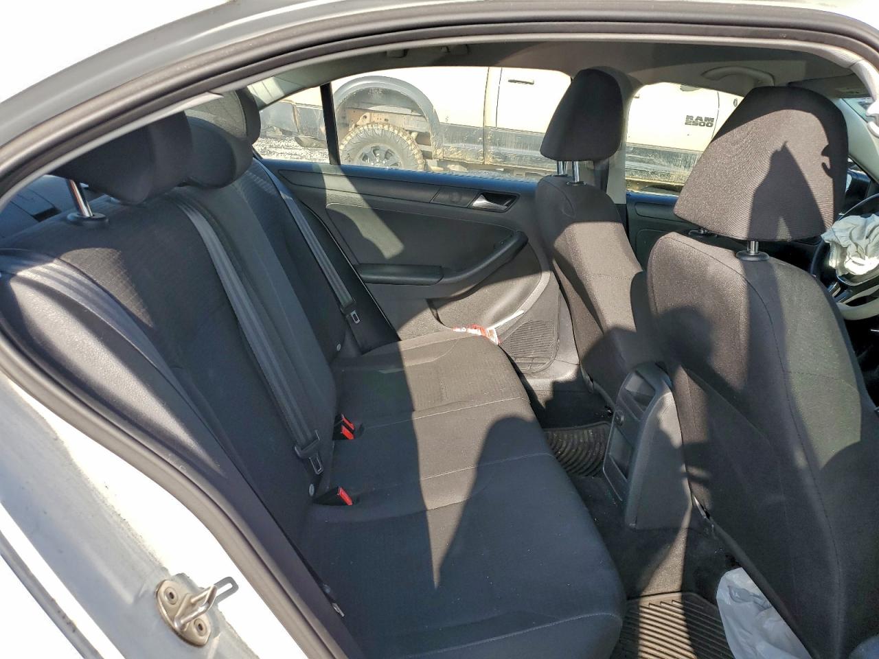 2016 VOLKSWAGEN JETTA S photo 10
