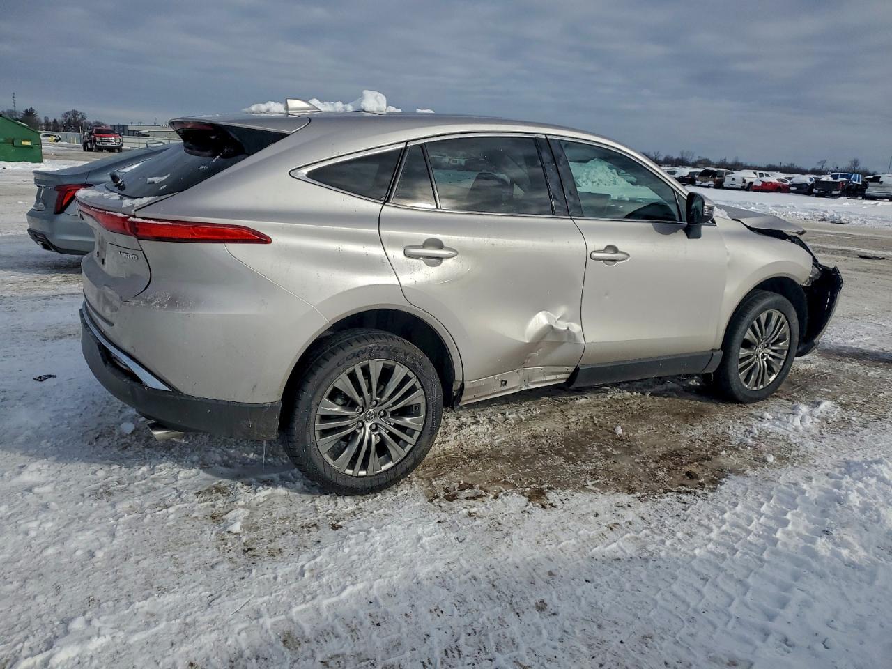 2023 TOYOTA VENZA LE photo 7