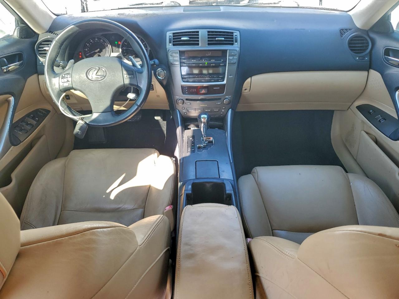 2008 LEXUS IS photo 15